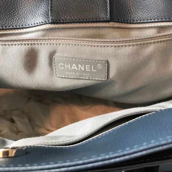 CHANEL Large Shopping Bag in Blue NWT and dust bag - Picture 7 of 9